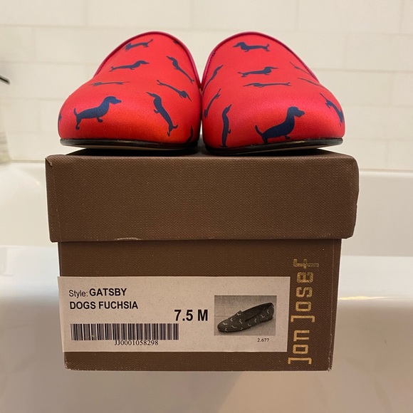 Pink Dog-Print Loafers!! - Picture 2 of 12